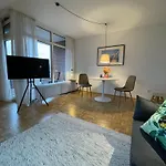Appartement Wohnen Am Klinikum 1 *